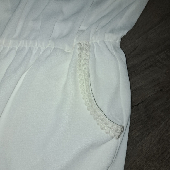 Bisou Bisou Romper - Size 12 - Picture 2 of 7